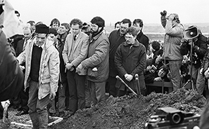 The Troubles in Belfast : Northern Ireland : Personal Photo Projects : Photos : Richard Moore : Photographer